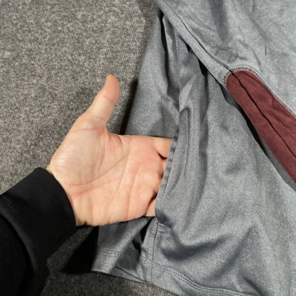 Texas A&M Aggies 1/4 Zip Mens XL Champion Long Sleeve Mascot Dog Logo Pullover - Picture 3 of 12